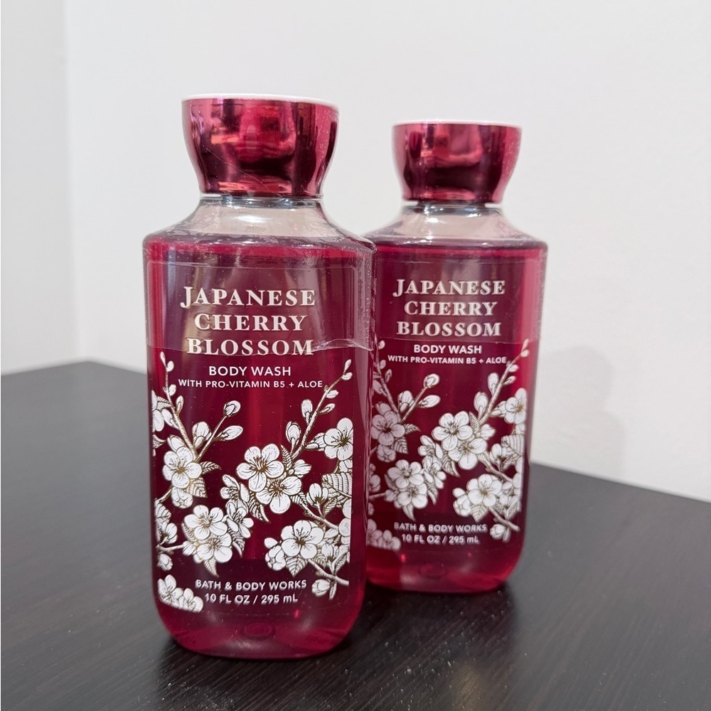 2pk Bath & Body Works Japanese Cherry Blossom Body Wash